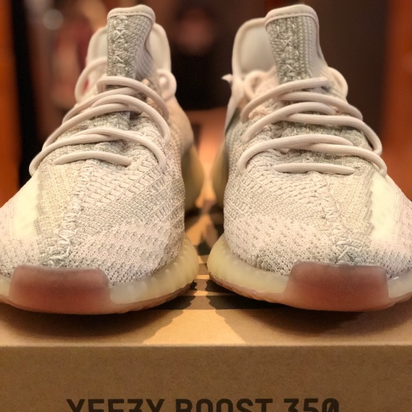🛑SOLD🛑 Yeezy Boost 350 V2 Citrin Non Reflective - Picture 3 of 11